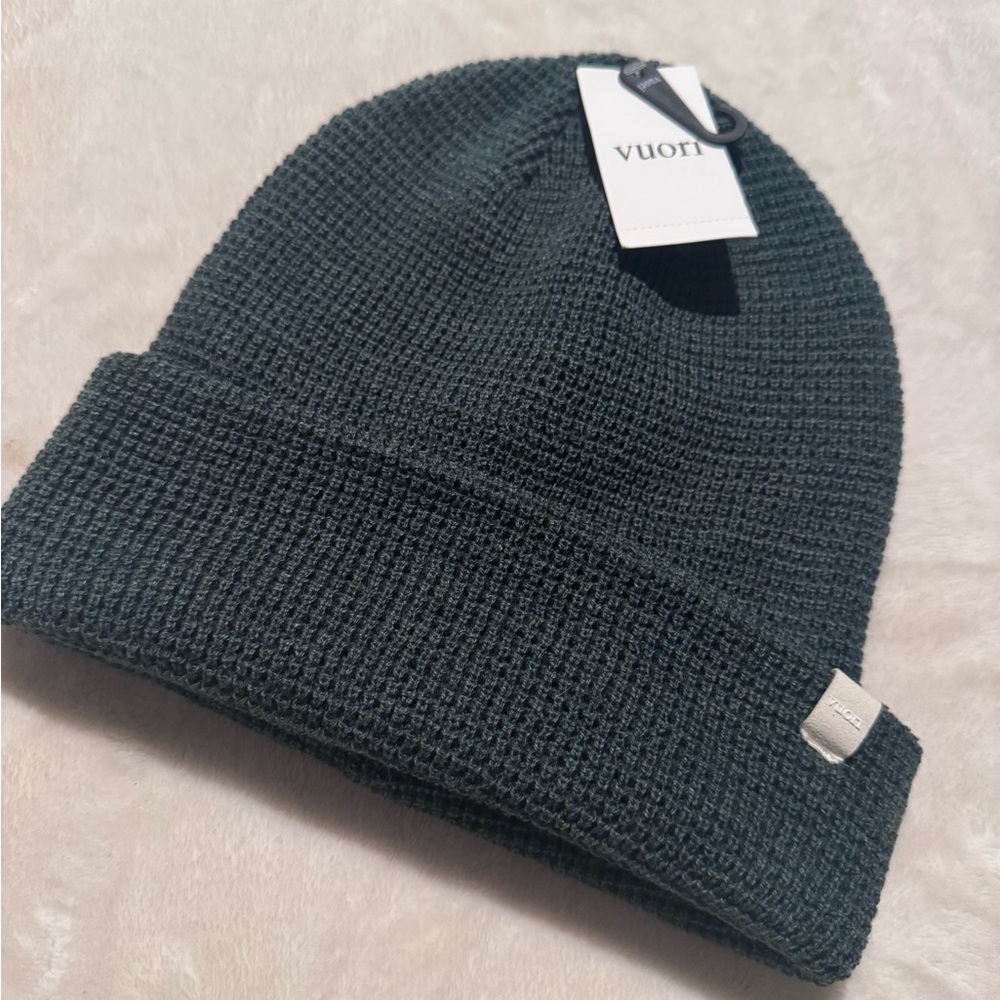 NWT. Vuori Alpine Waffle Beanie. The color is Aspen.